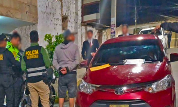 BALACERA EN LAVANDERÍA DE VEHÍCULOS EN ABANCAY: PAREJA SE SALVA DE ATENTADO Y POLICÍA CAPTURA A PRESUNTO AGRESOR